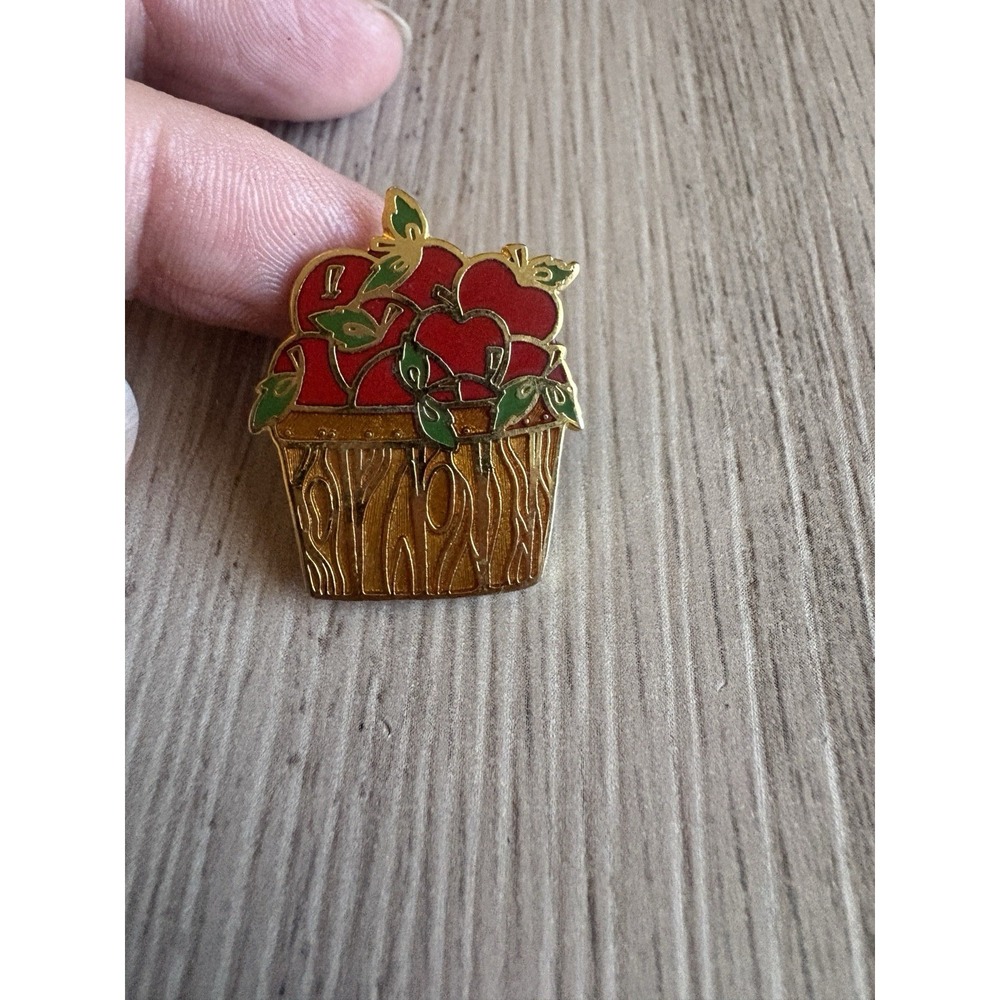 Hallmark Cards Inc Enamel Apples in Barrel Pin Brooch Badge Gold Tone Red Green